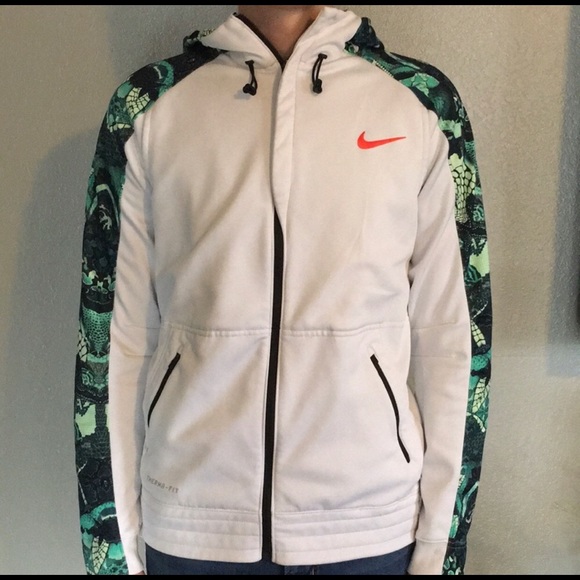 nike kobe emerge hyper elite hoodie